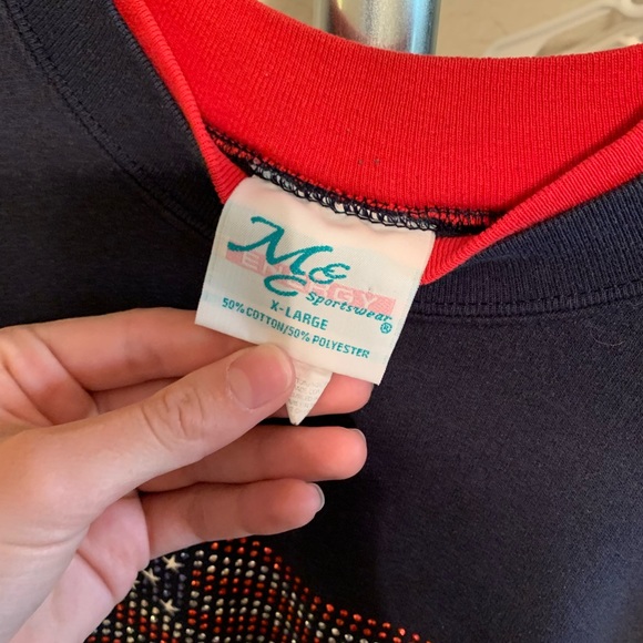 Vintage🇺🇸 navy bedazzle American flag sweatshirt - Picture 4 of 5